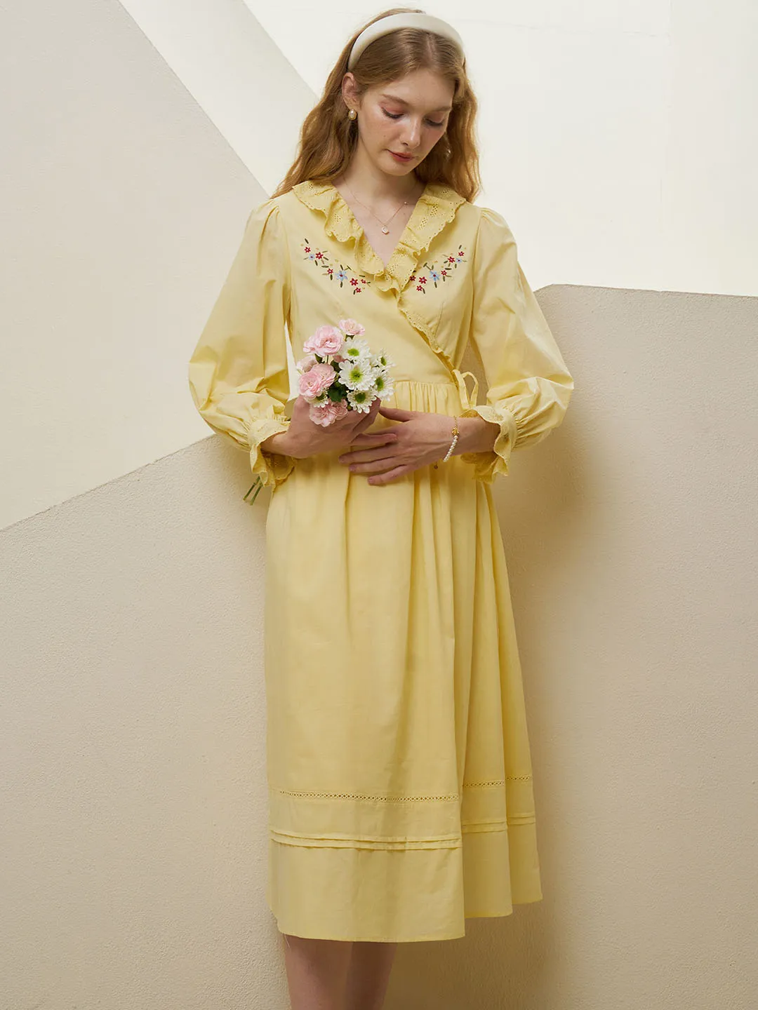 【Final Sale】Aubrie Floral Embroidery Lace Panel Cotton Dress